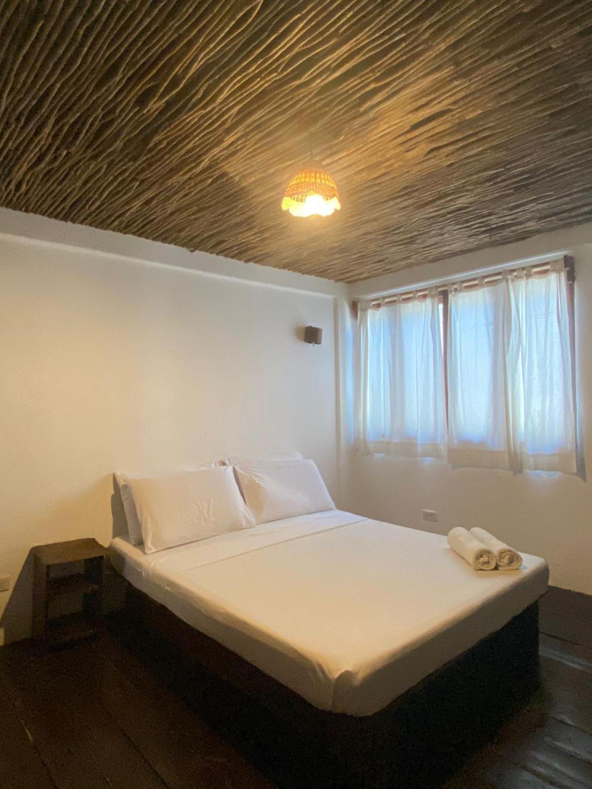 Boracay Coco Huts Hotel Balabag  ภายนอก รูปภาพ